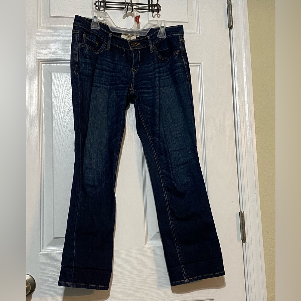 EUC Abercrombie & Fitch stretch jeans size 2